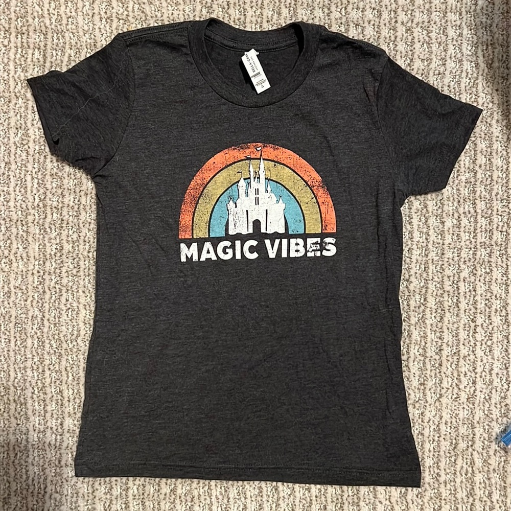 Disneyland Magic Vibes tshirt